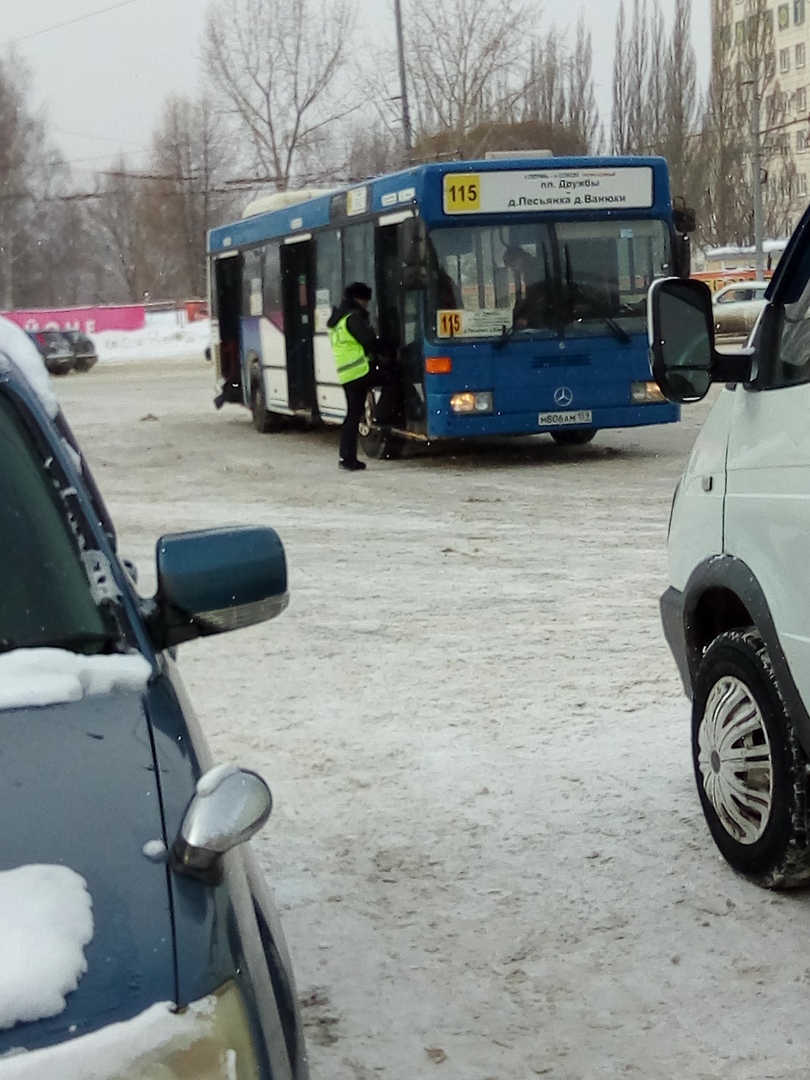 Фотофакт: В Перми ГИБДД проводит рейд по проверке автобусов | НОВОСТИ ПЕРМИ  | МОЙ ГОРОД - ПЕРМЬ! — Новости Перми