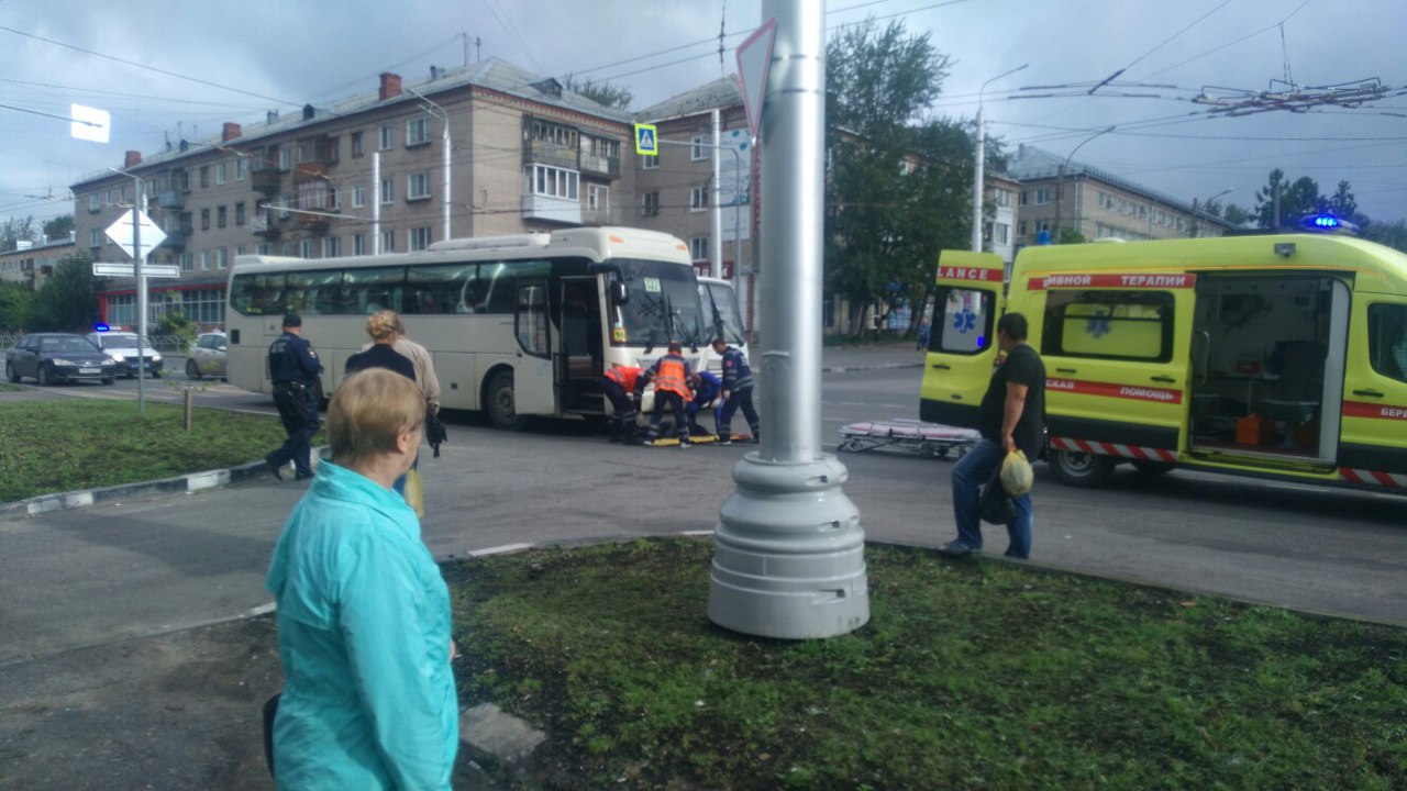 Чп березники. ЧП Березники Пермский край. ДТП автобуса в Березниках. Мужчину сбил автобус Пермь.