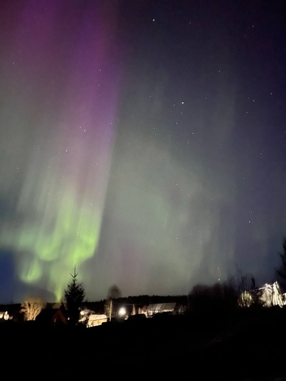 Фотофакт: Северное сияние в Пермском крае в ночь со 2 на 3 мая | 03.05.2024  | Пермь - БезФормата