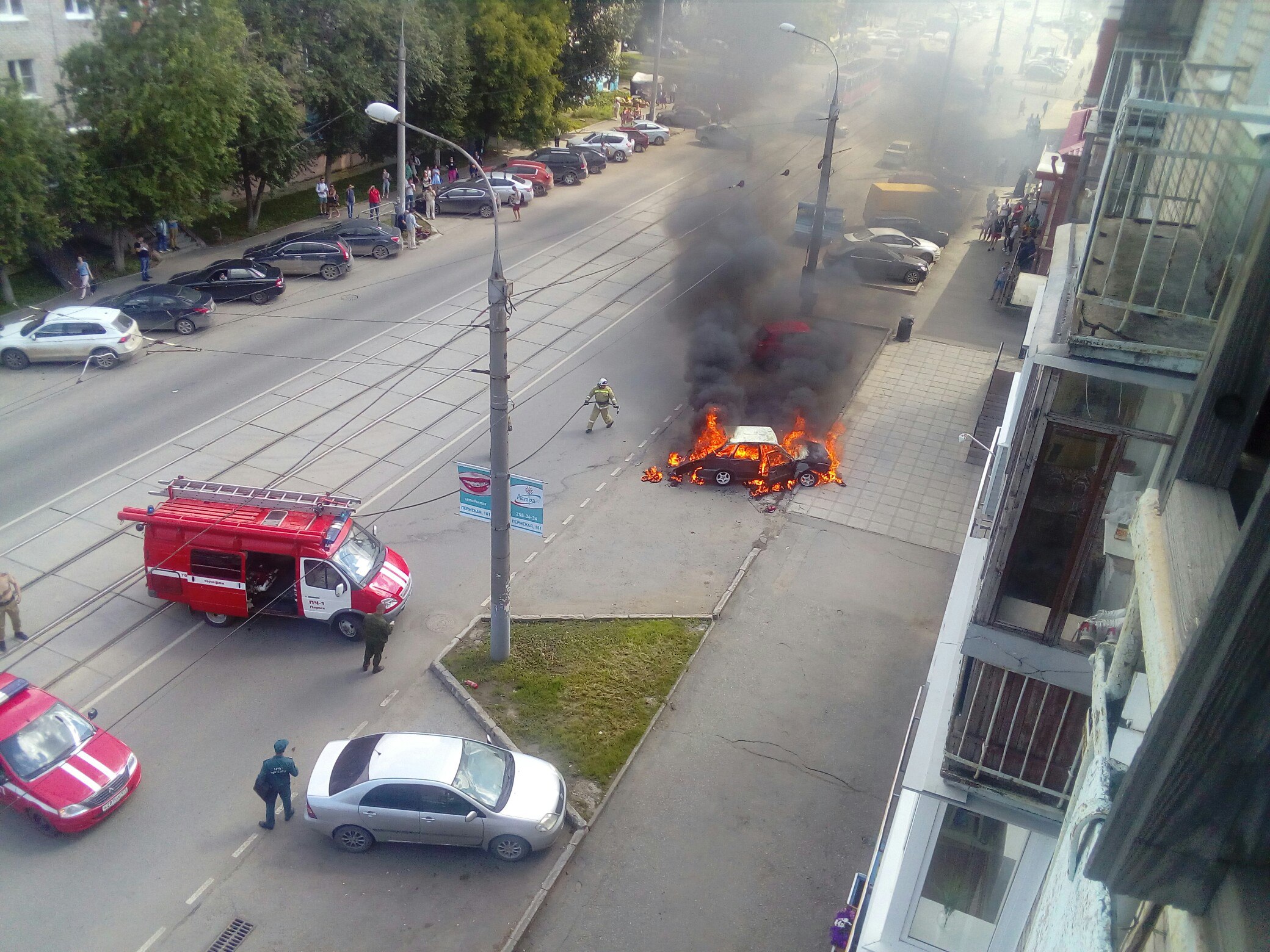 В центре Перми сгорел автомобиль | НОВОСТИ ПЕРМИ | МОЙ ГОРОД - ПЕРМЬ! —  Новости Перми