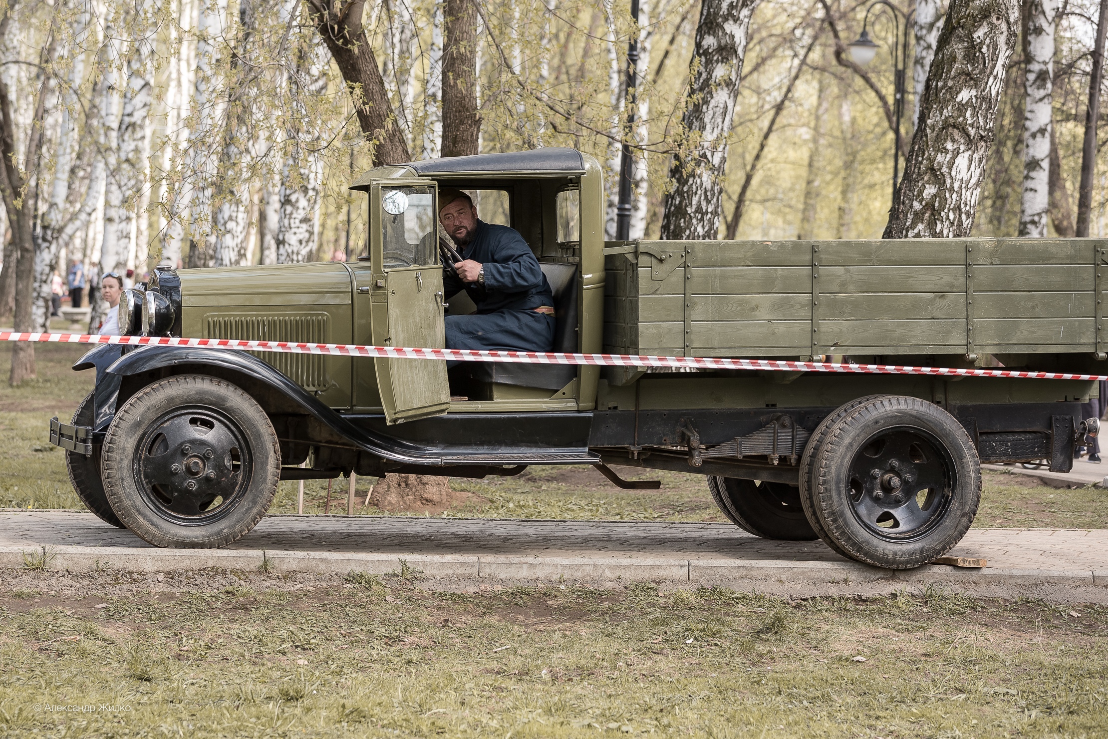 9 мая в Перми в сквере Миндовского прошла реконструкция боя 1945 года.  Фоторепортаж. | НОВОСТИ ПЕРМИ | МОЙ ГОРОД - ПЕРМЬ! — Новости Перми